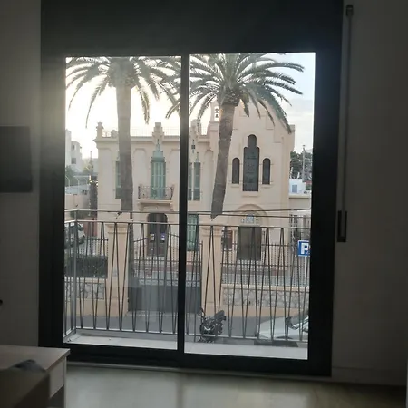 Bonito En Pleno Centro De Sitges